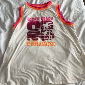 Ocean Beach tank top size XL